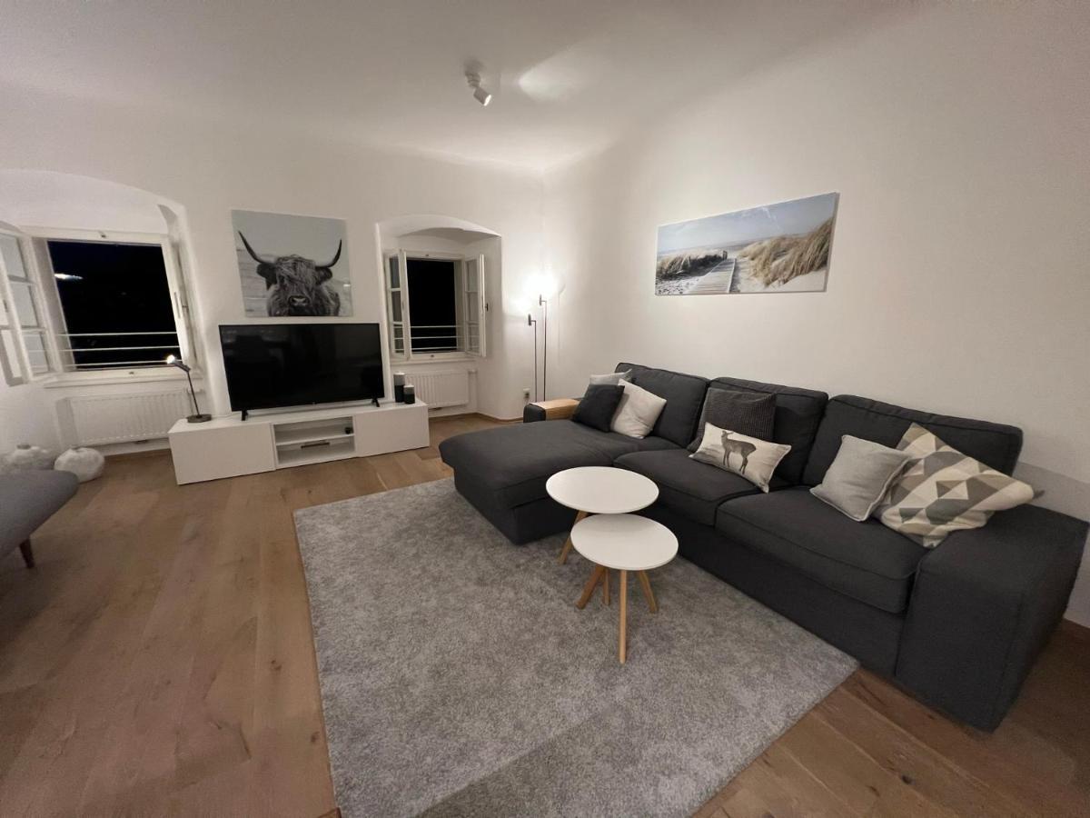 Palais Am Kai - Zentrale Lage, Kostenloser Parkplatz Homestay szállás